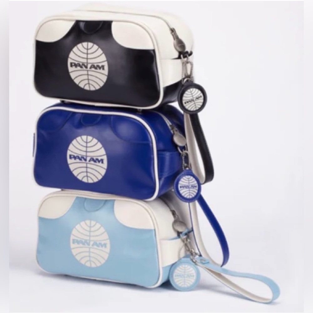 NWOT RETRO STYLE PAN AM COSMETIC WASH BAG